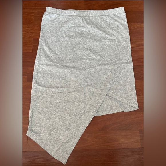 Alternative Apparel Gray Asymmetrical Skirt - Picture 1 of 6